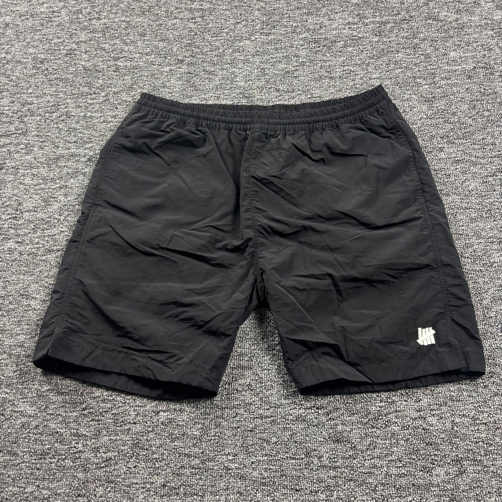 Undefeated Streetwear Nylon 6 Inch Inseam Black Shorts Size  Medium